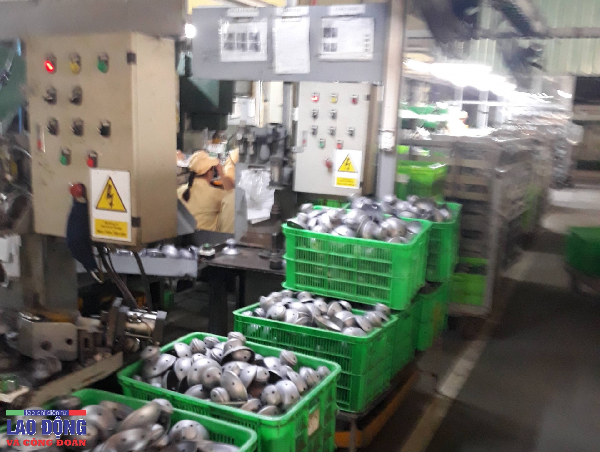 Chuyện công nhân - Kỳ 2: Tinh mơ hôm nay cho tới mờ sáng hôm sau