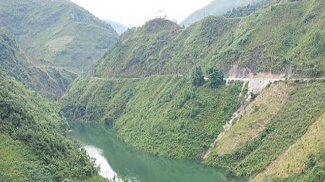 Lào Cai: Tìm kiếm công nhân mất tích do ngã xuống đập