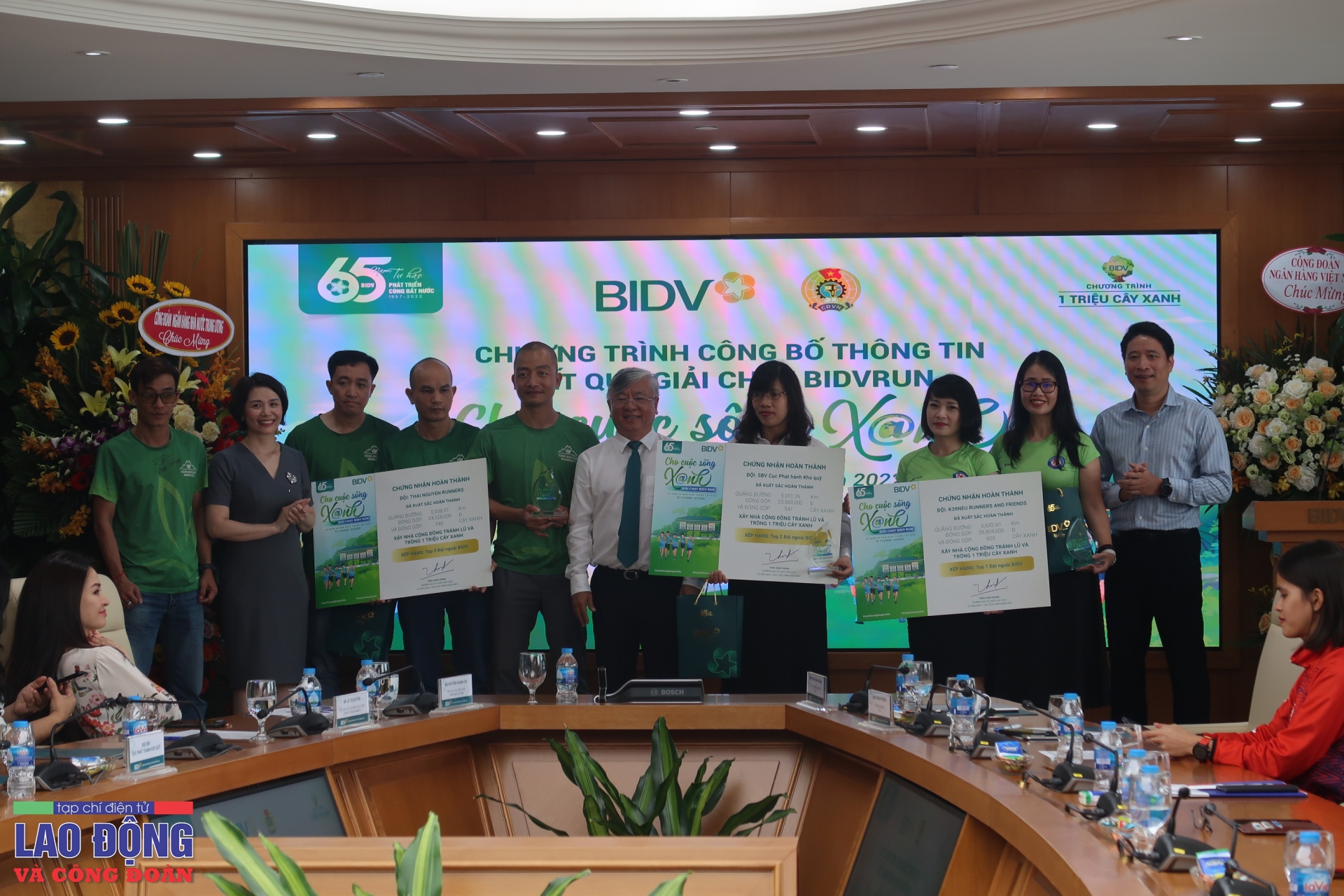 Giải chạy nhân ái BIDV đóng góp hơn 8,2 tỷ đồng xây nhà tránh lũ