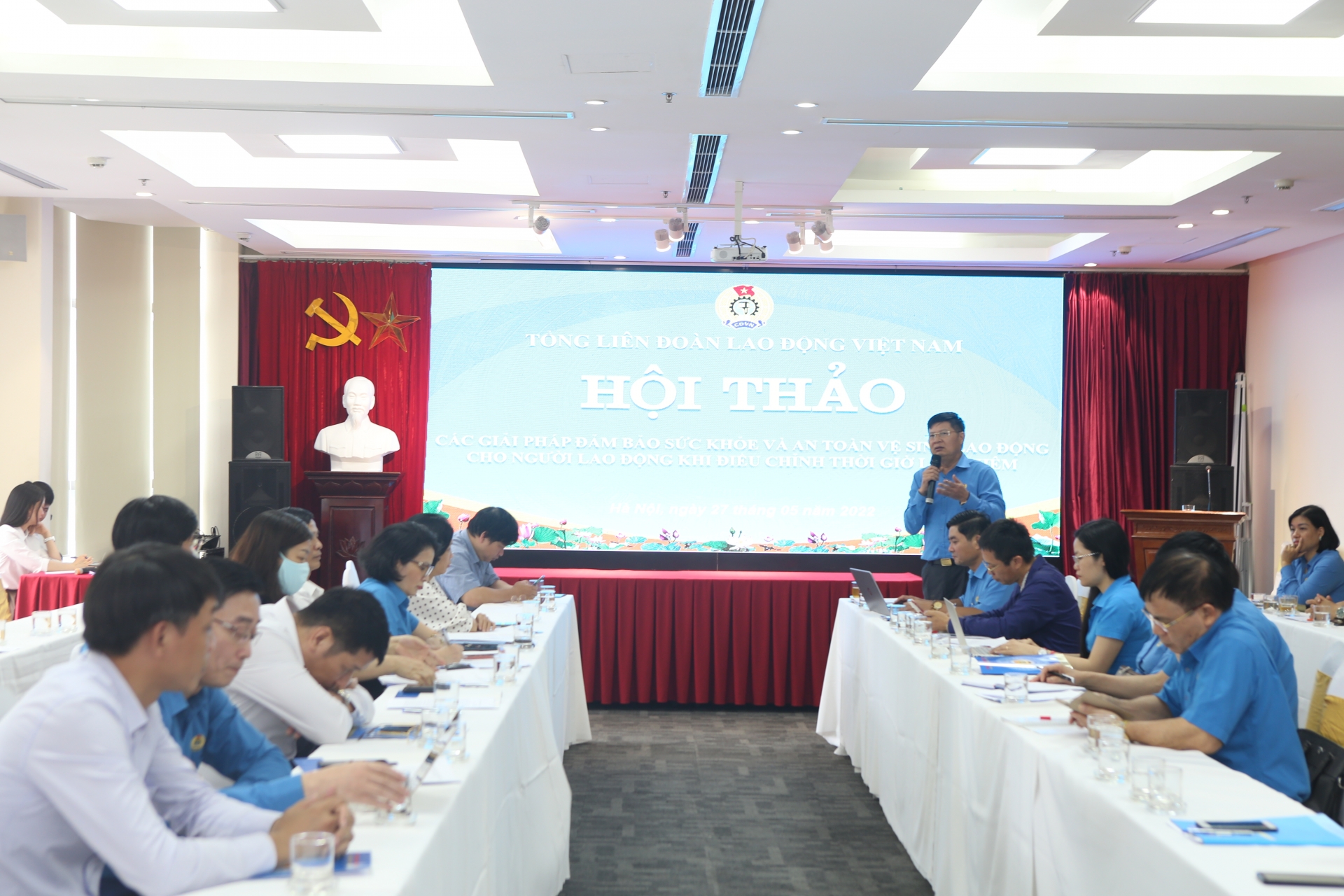 Đảm bảo sức khỏe và ATVSLĐ cho người lao động khi điều chỉnh thời giờ làm thêm