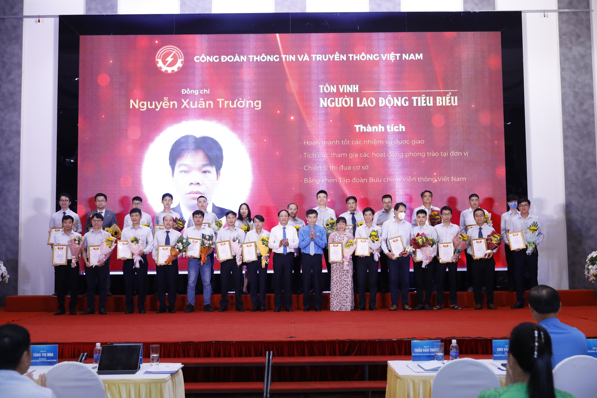 Công đoàn Thông tin và Truyền thông Việt Nam tôn vinh người lao động Công đoàn Thông tin và Truyền thông Việt Nam tôn vinh người lao động