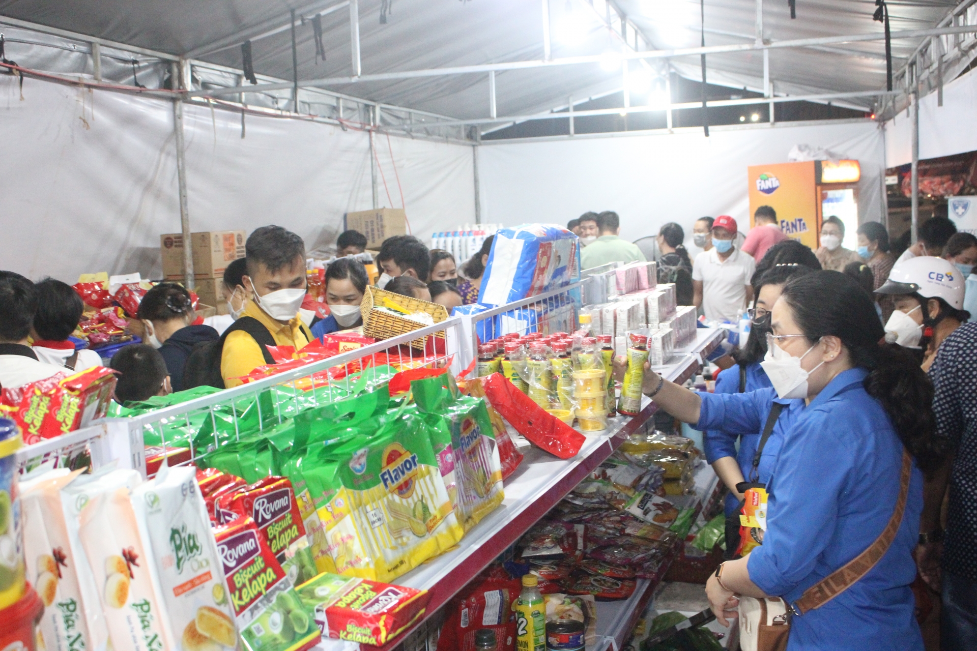 LĐLĐ quận Hải Châu tặng 6.200 phiếu mua hàng cho đoàn viên, người lao động