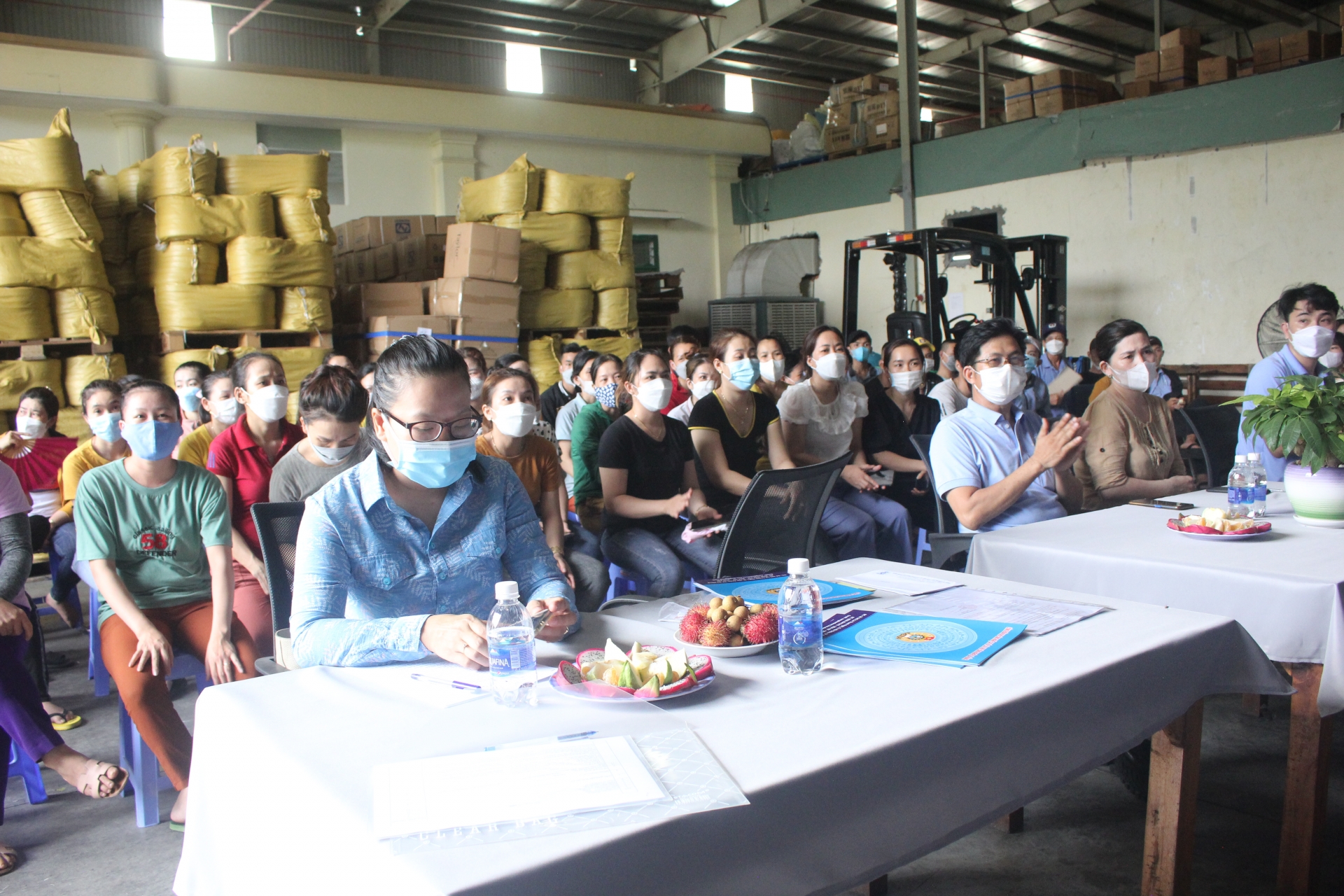 Đà Nẵng: Thành lập CĐCS Công ty TNHH Dệt may Better, kết nạp 90 đoàn viên. Đà Nẵng: Thành lập CĐCS Công ty TNHH Dệt may Better, kết nạp 90 đoàn viên.