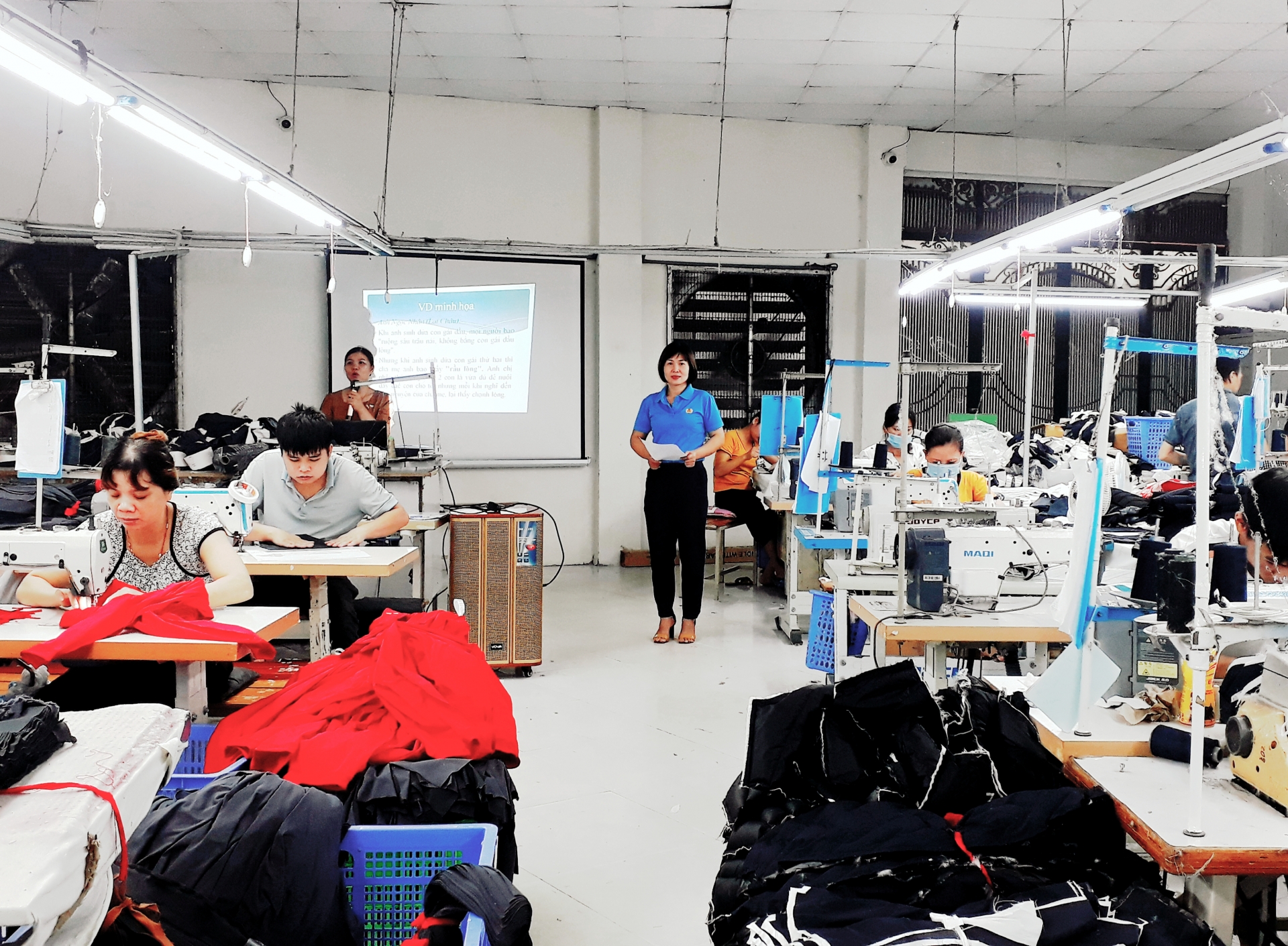 Hoàn thiện quy định về tội tàng trữ, phát tán thông tin nhằm chống phá Nhà nước