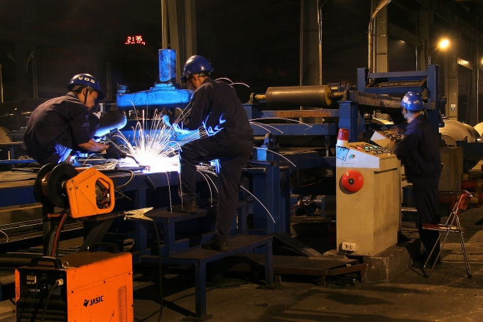 Đời sống tinh thần của công nhân và người lao động (NLĐ): Món ăn khó mà ngon Đời sống tinh thần của công nhân và người lao động (NLĐ): Món ăn khó mà ngon