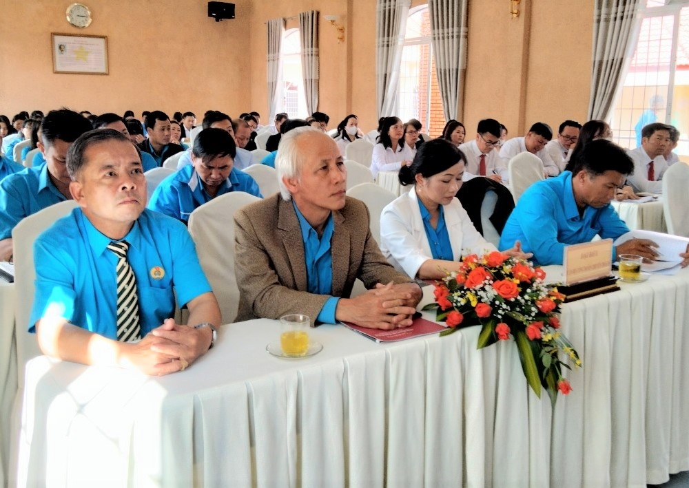 Lâm Đồng tăng cường hoạt động thu, chuyển trả kinh phí Công đoàn qua Agribank Lâm Đồng tăng cường hoạt động thu, chuyển trả kinh phí công đoàn qua Agribank