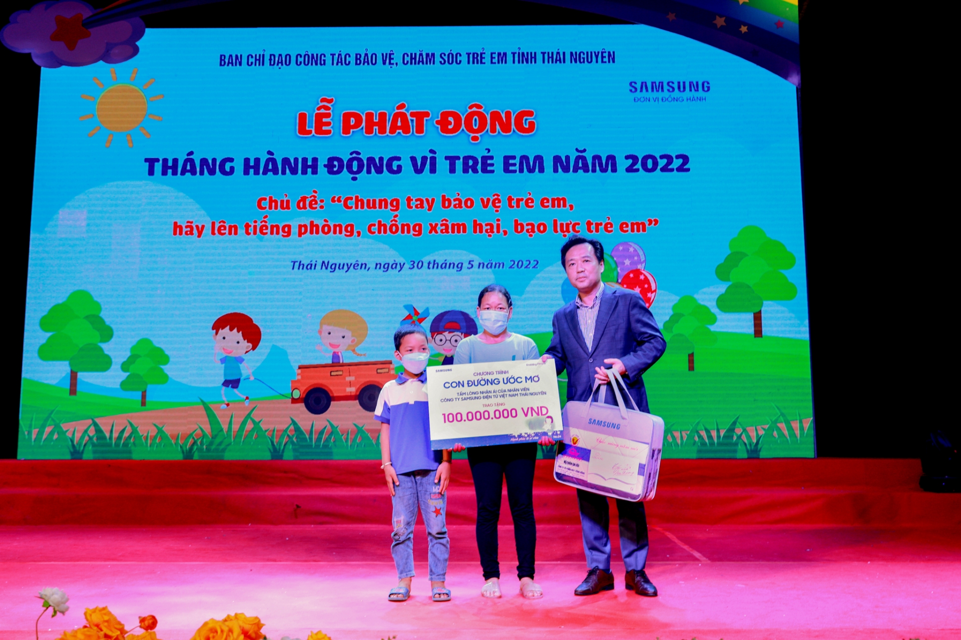 Samsung Việt Nam lan tỏa văn hóa sẻ chia từ các “Ki ốt CSR”