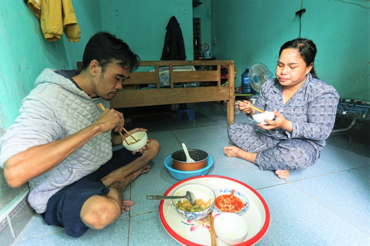 Nhọc nhằn mưu sinh