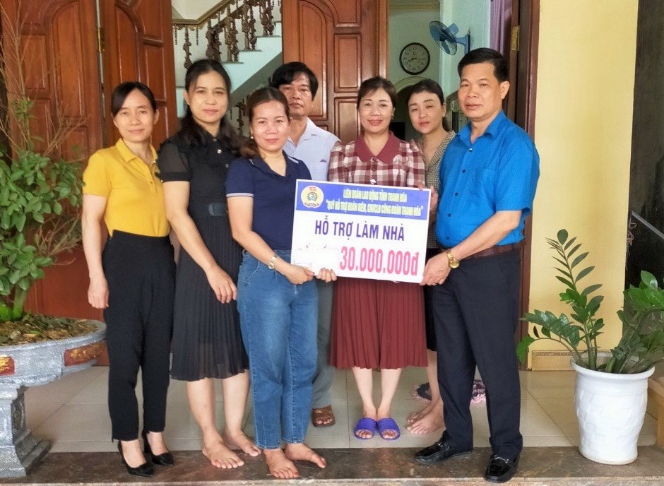 Thanh Hóa: Hơn 11 tỉ đồng hỗ trợ đoàn viên, người lao động trong Tháng Công nhân 2022 Thanh Hóa: Hơn 11 tỉ đồng hỗ trợ đoàn viên, người lao động trong Tháng Công nhân 2022