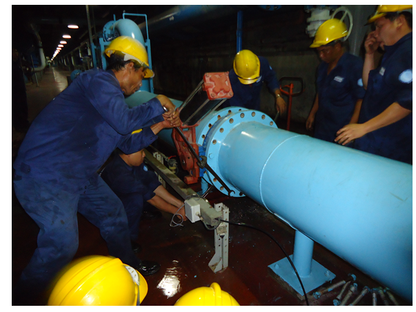 Người công nhân tiêu biểu và ký ức về những bám trụ tại Nhà máy nước Người công nhân tiêu biểu và ký ức về những bám trụ tại Nhà máy nước