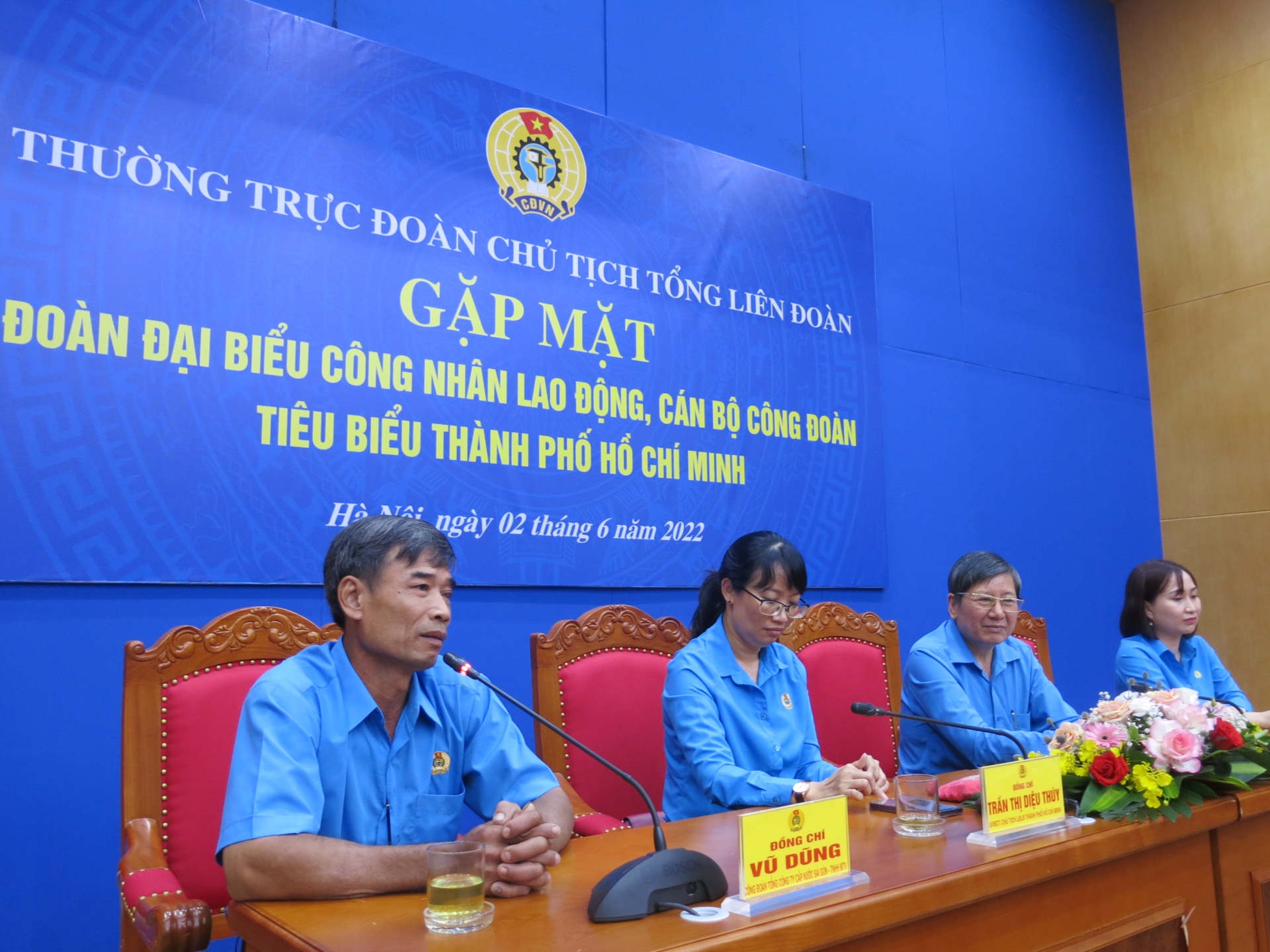 Người công nhân tiêu biểu và ký ức về những bám trụ tại Nhà máy nước