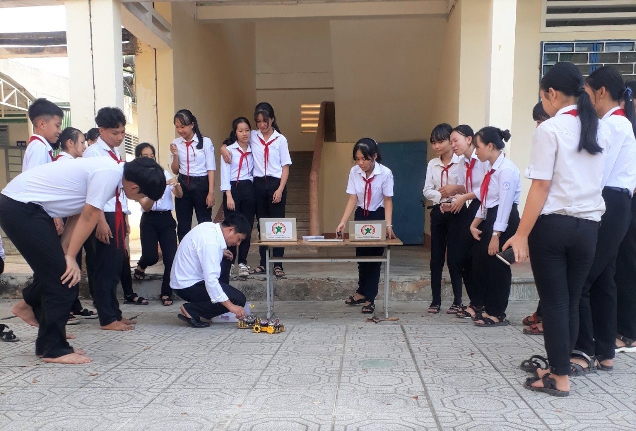 “Vua sáng kiến” của giáo dục STEM ở Lâm Đồng “Vua sáng kiến” của giáo dục STEM ở Lâm Đồng