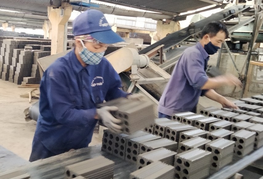 Lâm Đồng: Doanh nghiệp nỗ lực - Công đoàn thấu hiểu - Người lao động chia sẻ Lâm Đồng: Doanh nghiệp nỗ lực - công đoàn thấu hiểu - người lao động chia sẻ