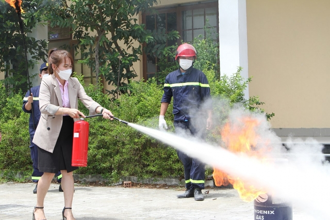 Tập huấn công tác an toàn, vệ sinh lao động và phòng cháy, chữa cháy tại Đà Nẵng Tập huấn công tác an toàn, vệ sinh lao động và phòng cháy, chữa cháy tại Đà Nẵng