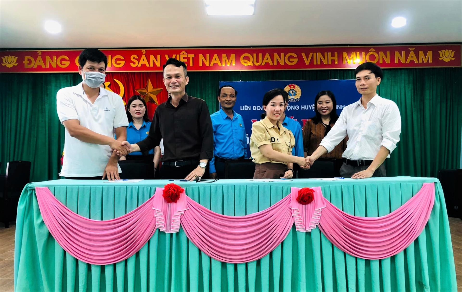 LĐLĐ huyện Gio Linh (Quảng Trị) vượt kế hoạch thành lập CĐCS, kết nạp nhiều đoàn viên