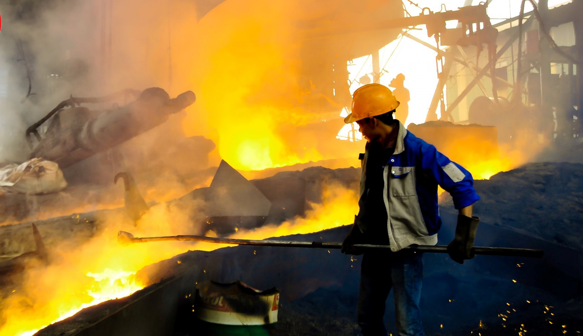 Bộ LĐ-TB&XH giữ quan điểm đề xuất tăng lương tối thiểu vùng từ ngày 1/7