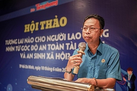 Tìm giải pháp an toàn tài chính và an sinh xã hội cho người lao động