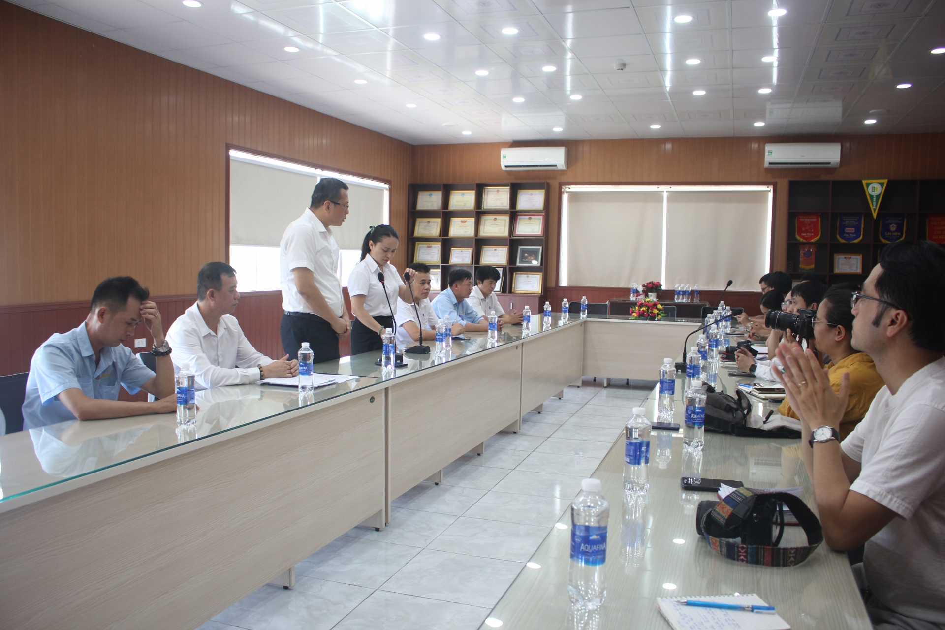 LĐLĐ TP Đà Nẵng tổ chức đoàn phóng viên, nhà báo đi thực tế LĐLĐ TP Đà Nẵng tổ chức đoàn phóng viên, nhà báo đi thực tế