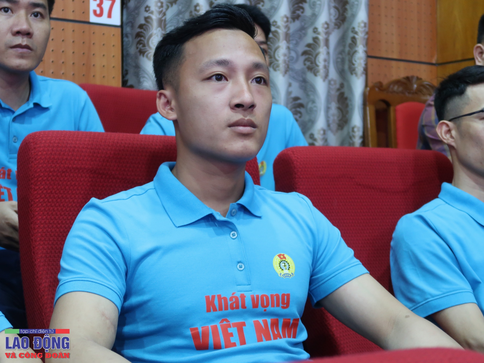 Trước giờ Thủ tướng đối thoại: Công nhân hồi hộp, phấn khởi Công nhân hồi hộp, phấn khởi trước giờ đối thoại với Thủ tướng