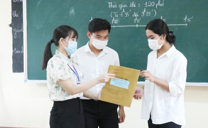 Nghi án lộ đề thi ở Bộ GD&ĐT: Khi thầy từng trong ban ra đề “mở lò” Nghi án lộ đề thi ở Bộ GD&ĐT: Khi thầy từng trong ban ra đề “mở lò”