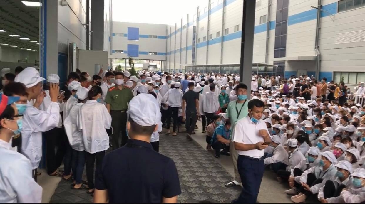 Vai trò của công đoàn trong xây dựng quan hệ lao động Vai trò của công đoàn trong xây dựng quan hệ lao động tại doanh nghiệp