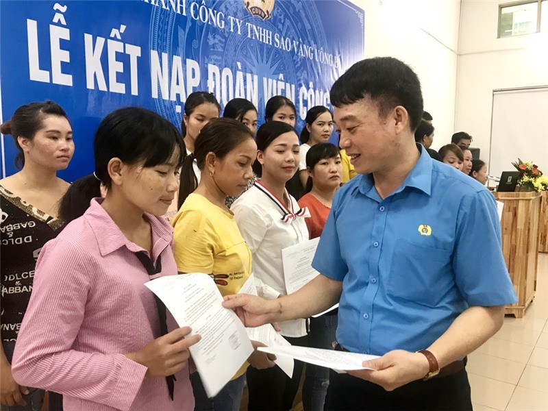 Vai trò của công đoàn trong xây dựng quan hệ lao động Vai trò của công đoàn trong xây dựng quan hệ lao động tại doanh nghiệp