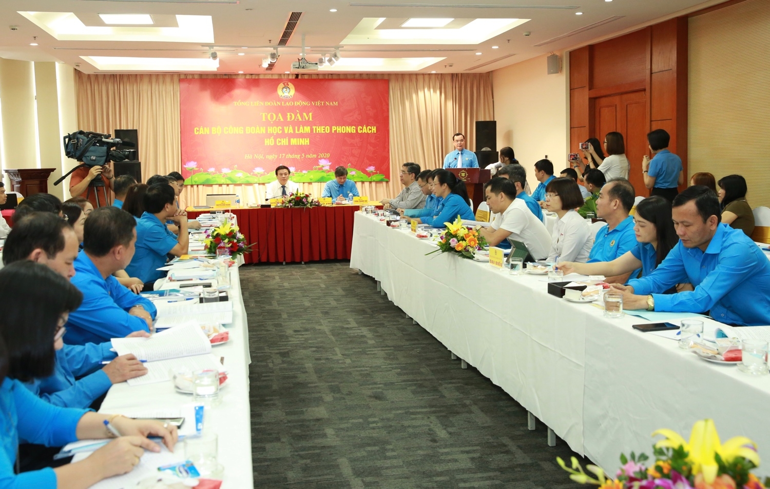 Vận dụng quan điểm của chủ nghĩa Mác - Lênin về hoạt động công đoàn