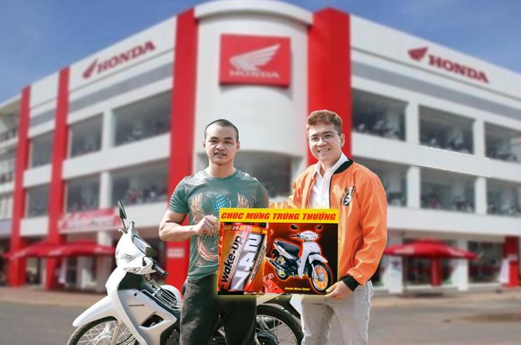 Món quà bất ngờ từ Wake-up 247 khiến chàng trai Sài Gòn ngỡ ngàng Món quà bất ngờ từ Wake-up 247 khiến chàng trai Sài Gòn ngỡ ngàng