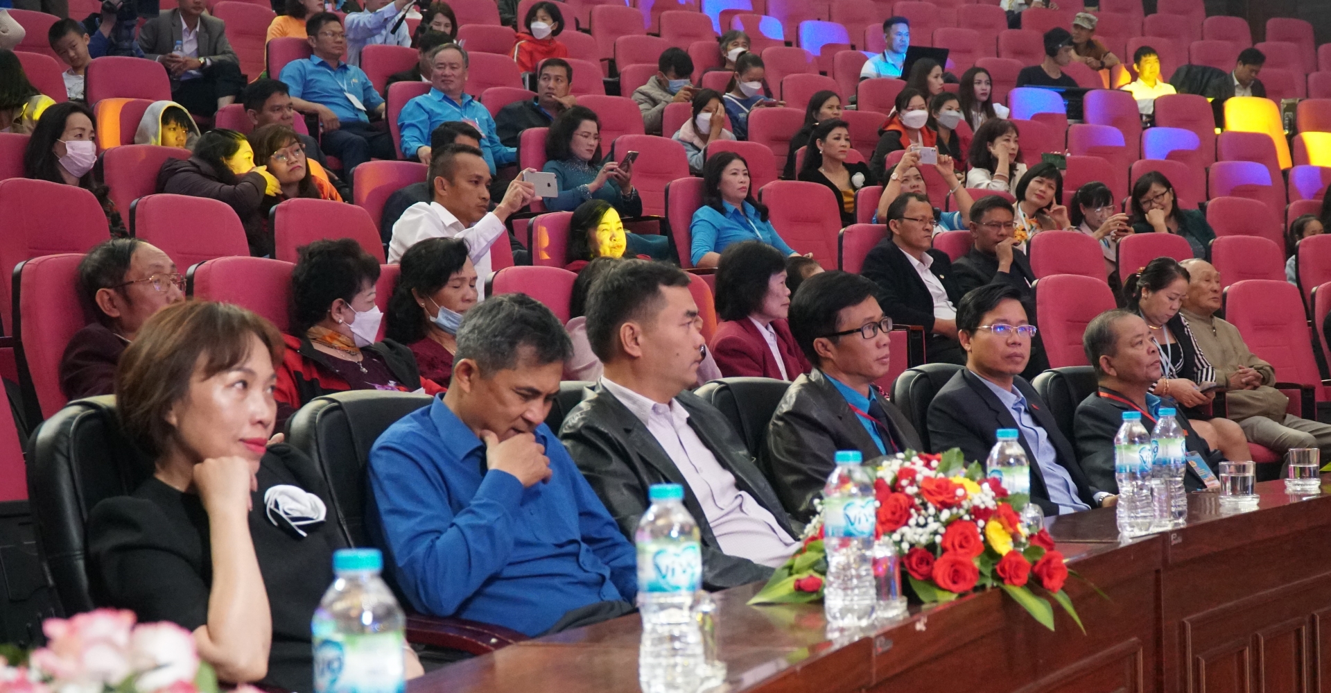 Lâm Đồng náo nức khai mạc Hội diễn Tiếng hát công nhân, người lao động năm 2022 Lâm Đồng náo nức khai mạc Hội diễn Tiếng hát công nhân, người lao động năm 2022