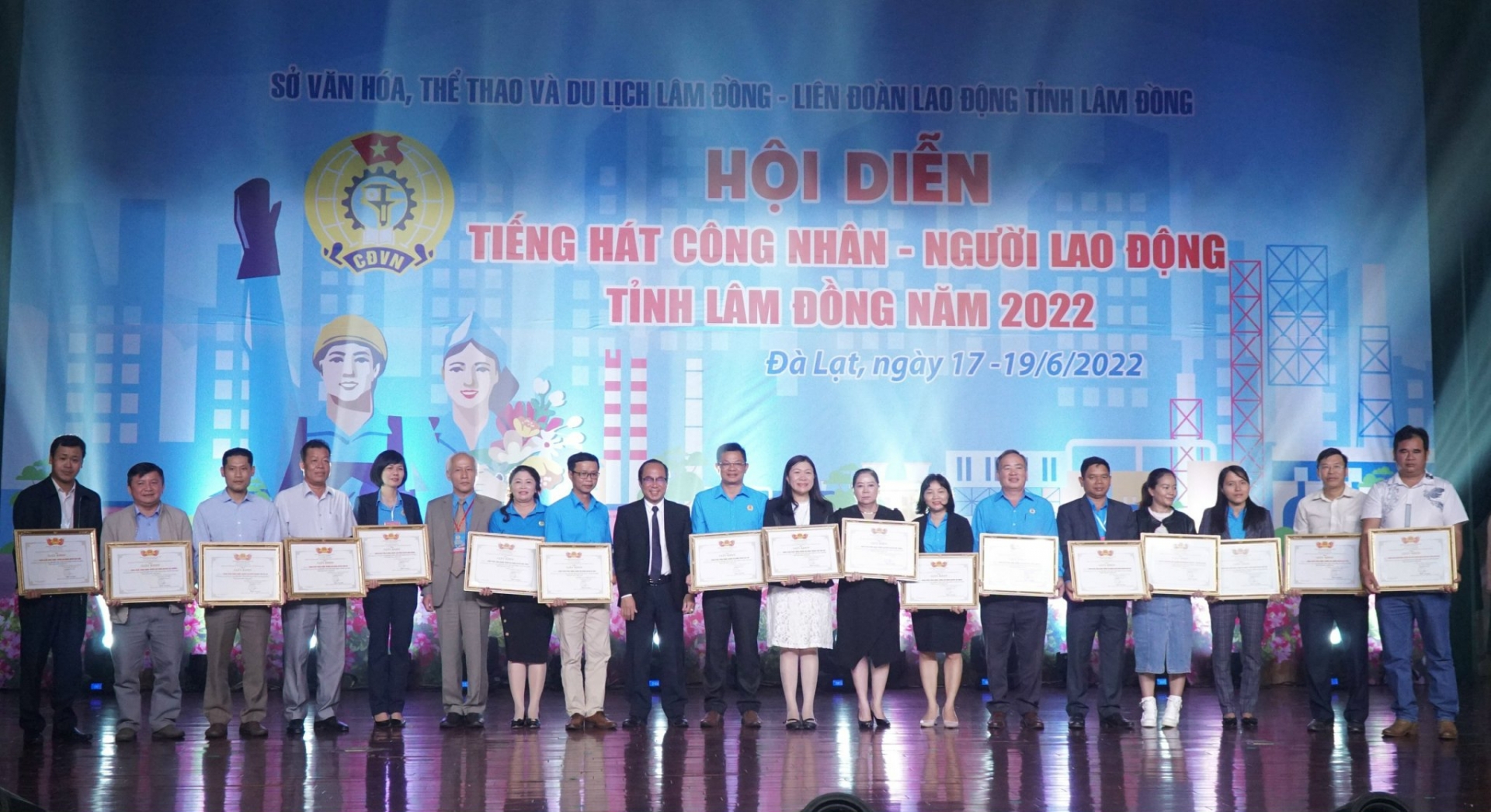 Lâm Đồng: Hội diễn “Tiếng hát công nhân, người lao động” năm 2022 rực rỡ và đặc sắc