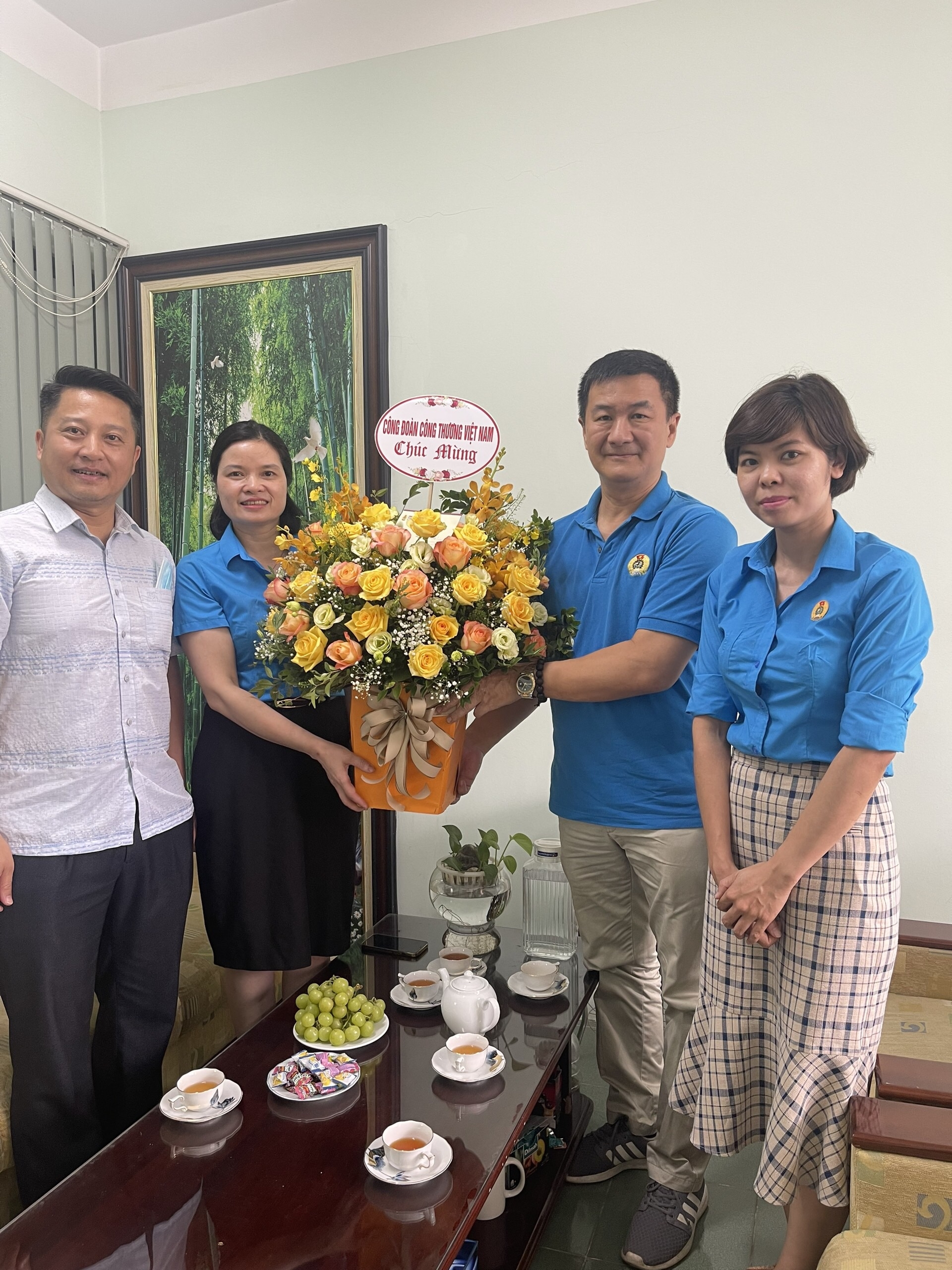 Tạp chí Lao động và Công đoàn cảm ơn những lời chúc mừng nhân dịp 21/6!