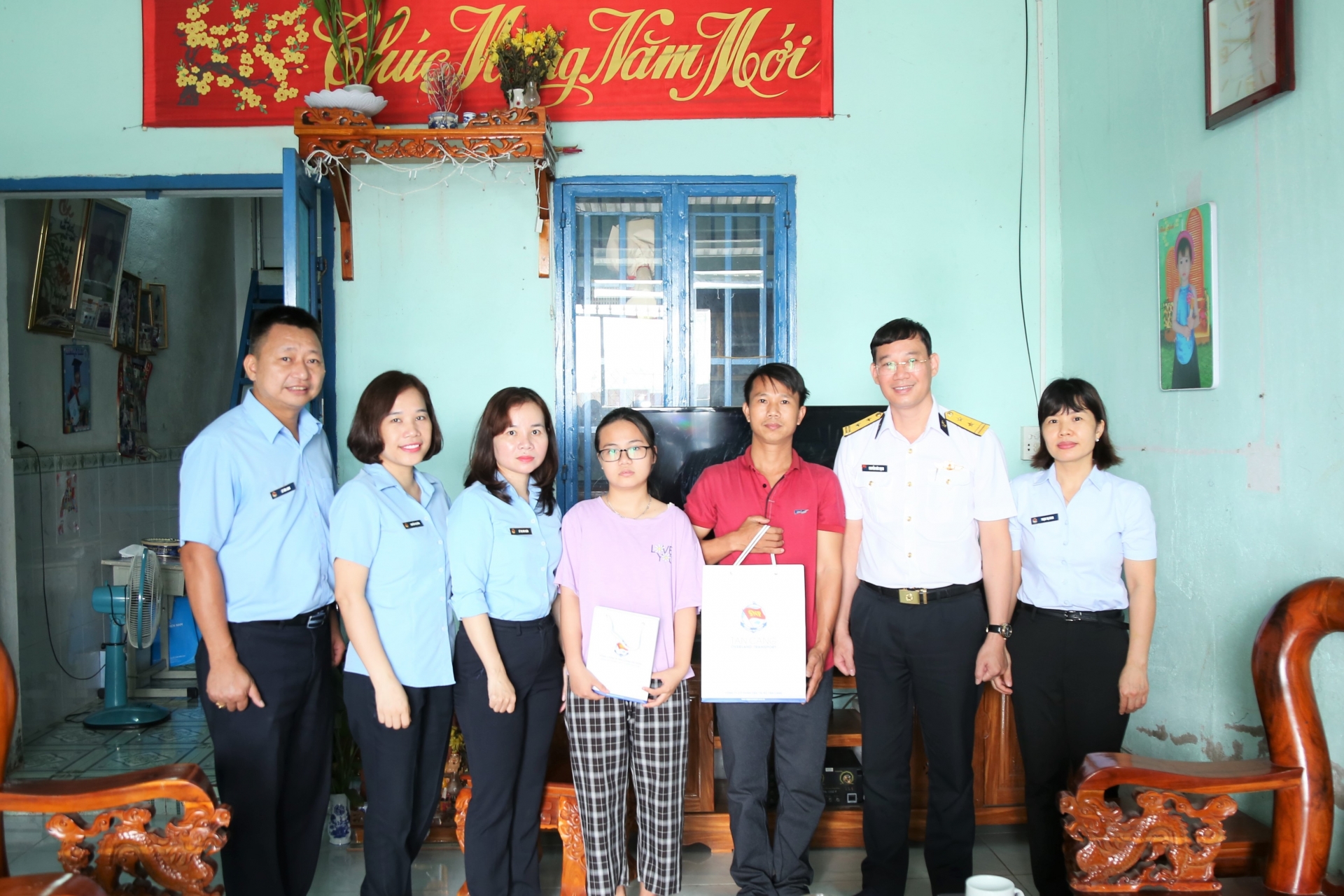 Chăm lo cho thân nhân người lao động: Văn hóa nghĩa tình, trách nhiệm cộng đồng ở Tân Cảng Sài Gòn, Chăm lo cho thân nhân người lao động: Văn hóa nghĩa tình, trách nhiệm cộng đồng ở Tân Cảng Sài Gòn,