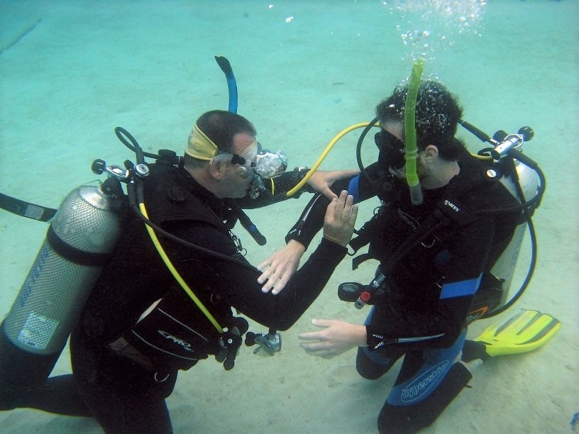 Du lịch vừa phục hồi, hướng dẫn viên lặn biển ở Khánh Hòa đối diện nguy cơ thất nghiệp