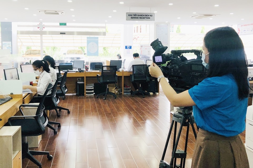 6 tháng đầu năm có hơn 300 tin, bài đăng trên Tạp Chí Lao động và Công đoàn. 6 tháng đầu năm có hơn 300 tin, bài đăng trên Tạp Chí Lao động và Công đoàn.