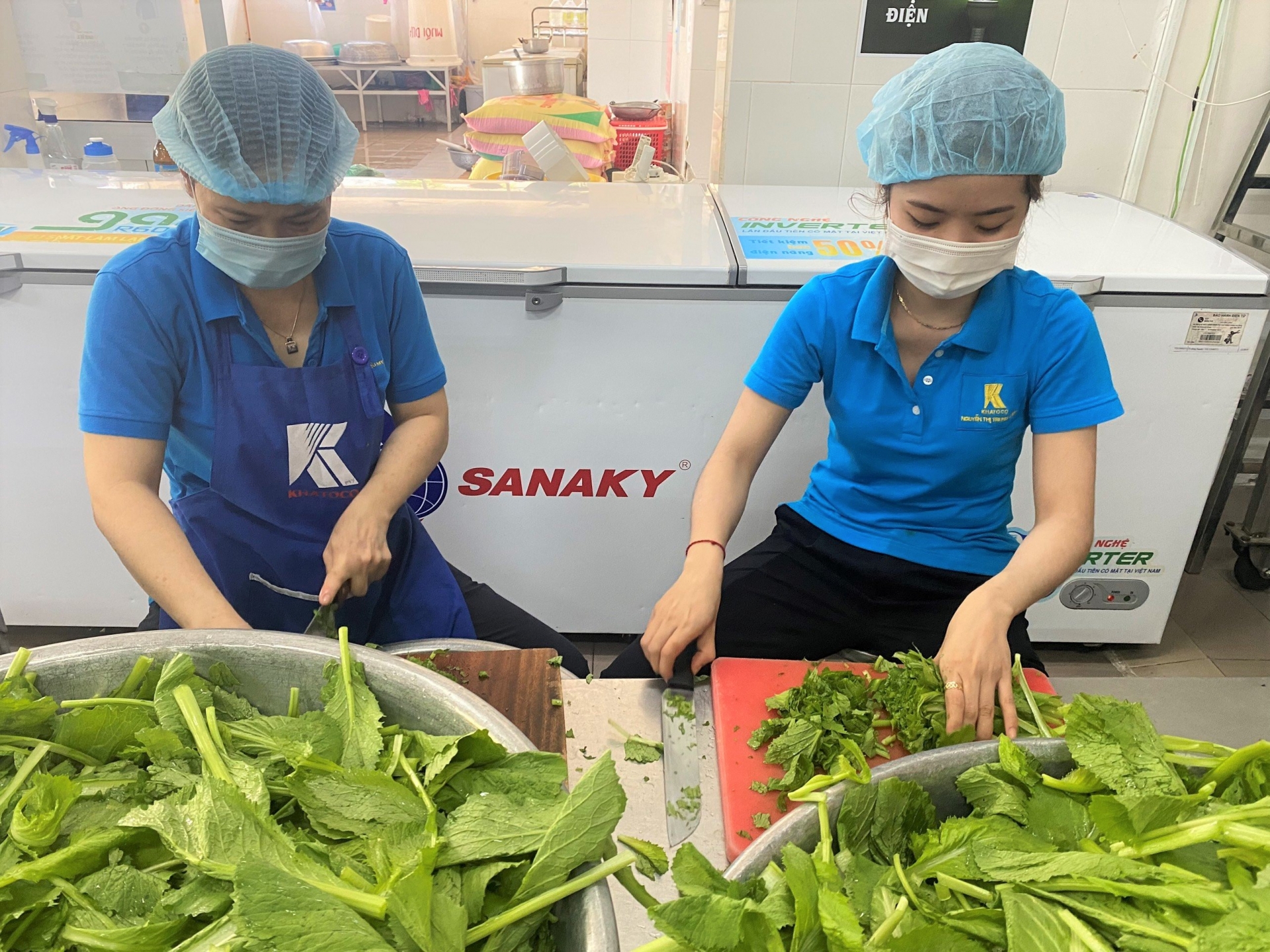 Nhà máy Thuốc lá Khatoco Khánh Hòa quan tâm, chăm lo lao động nữ