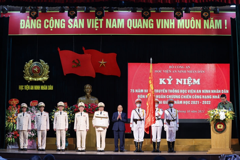 NGÀY NÀY NĂM XƯA: BÁC HỒ VỚI NHÂN DÂN, FESTIVAL HUẾ... NGÀY NÀY NĂM XƯA: BÁC HỒ VỚI NHÂN DÂN, FESTIVAL HUẾ...