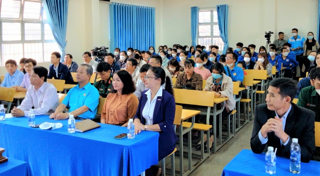 Lâm Đồng: Sôi nổi, thiết thực ngày hội kết nối, giới thiệu việc làm