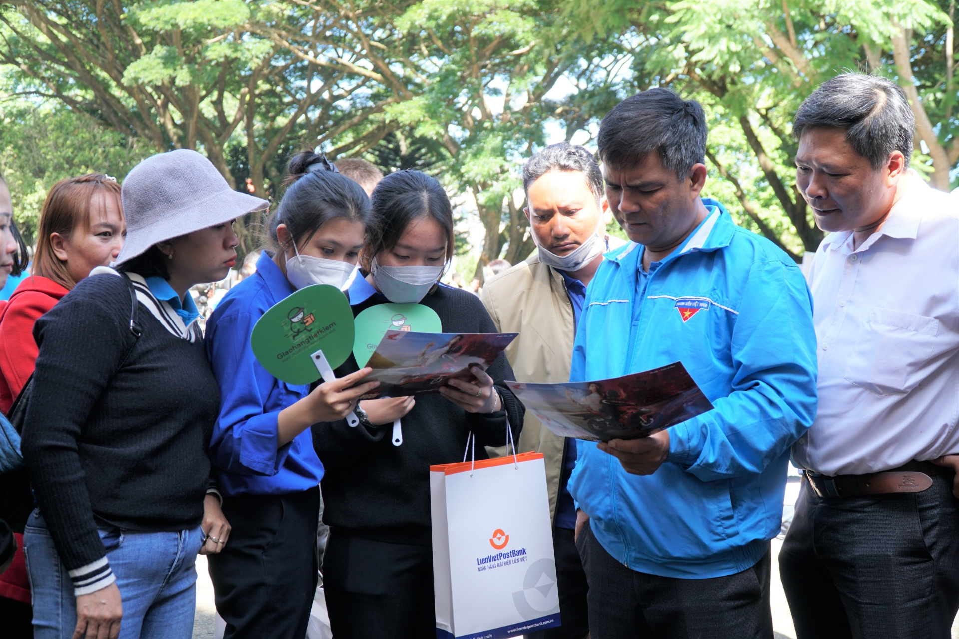 Lâm Đồng: Sôi nổi, thiết thực ngày hội kết nối, giới thiệu việc làm