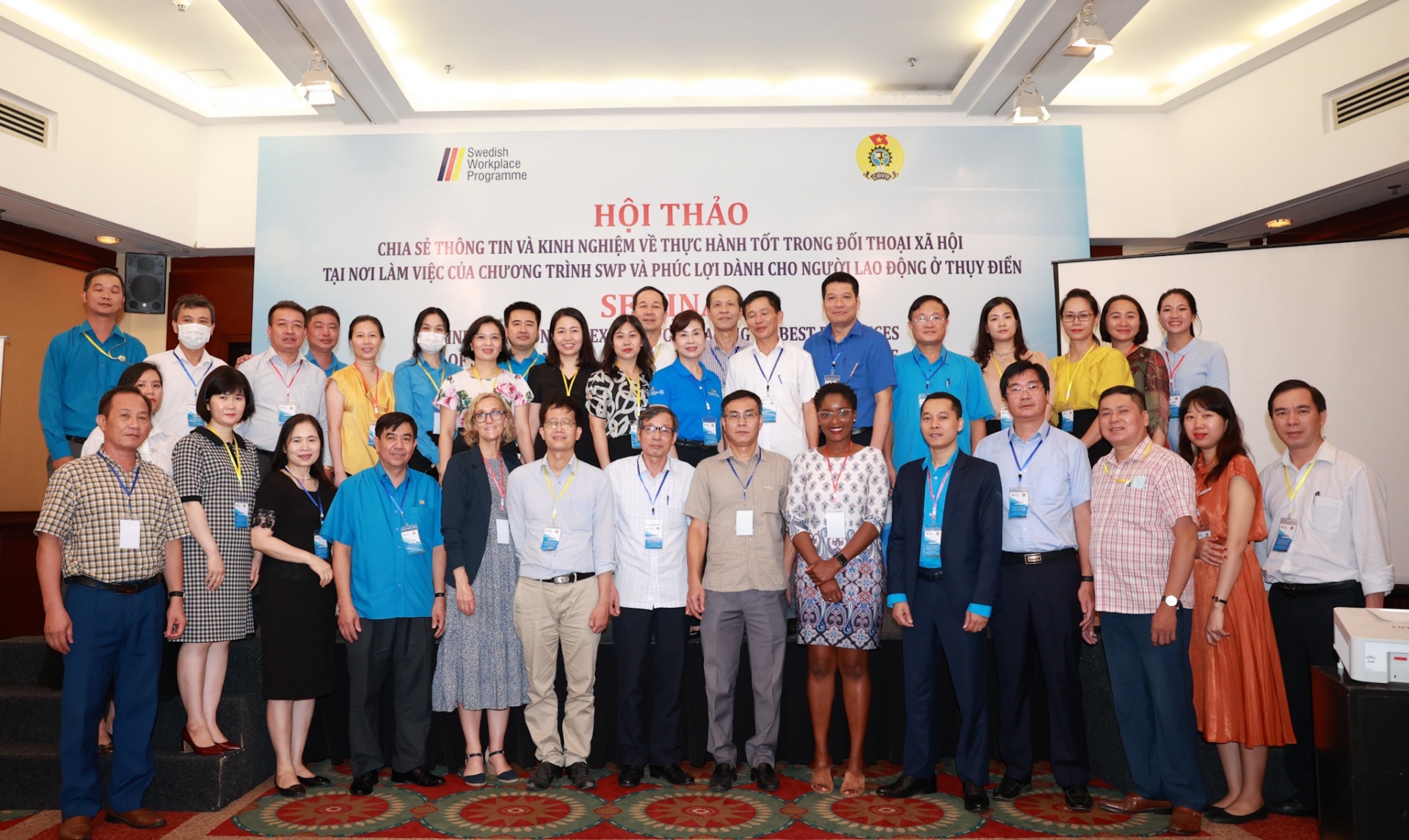 Kinh nghiệm Công đoàn tham gia đối thoại xã hội tại nơi làm việc và phúc lợi cho NLĐ