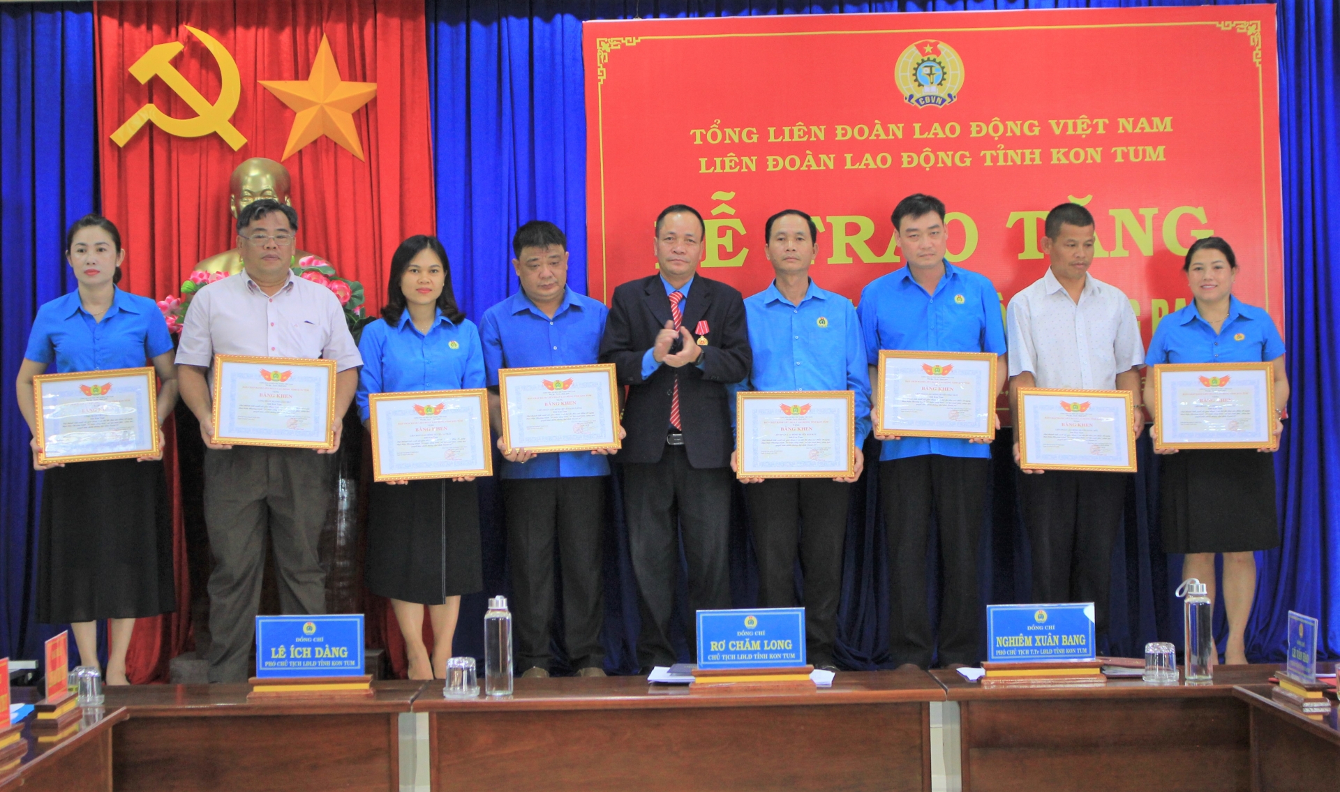 Hội nghị Ban Chấp hành Liên đoàn Lao động tỉnh lần thứ X, nhiệm kỳ 2018 – 2023 Hội nghị Ban Chấp hành Liên đoàn Lao động tỉnh lần thứ X, nhiệm kỳ 2018 – 2023