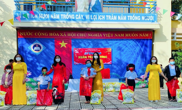 Người chỉ huy kiên cường Người chỉ huy kiên cường