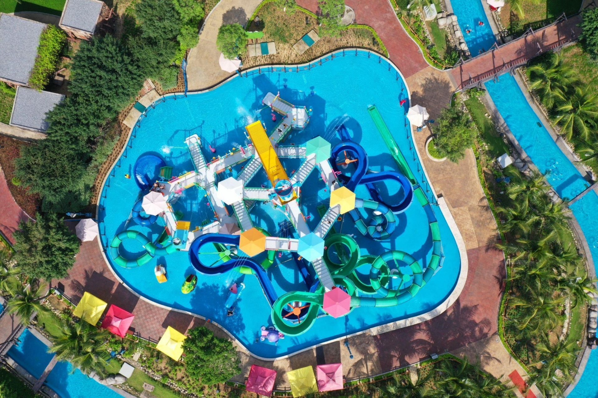 Mách bạn điểm đến vui chơi giải trí cho cả nhà cực chất ở Hạ Long