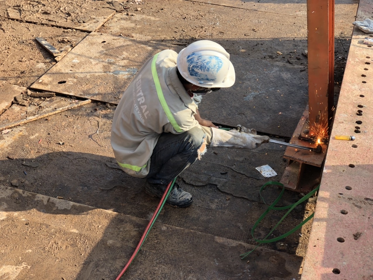 Công tác ATVSLĐ ngành Xây dựng: Nhìn từ Dự án Vinhomes Grand Park Phân khu 2