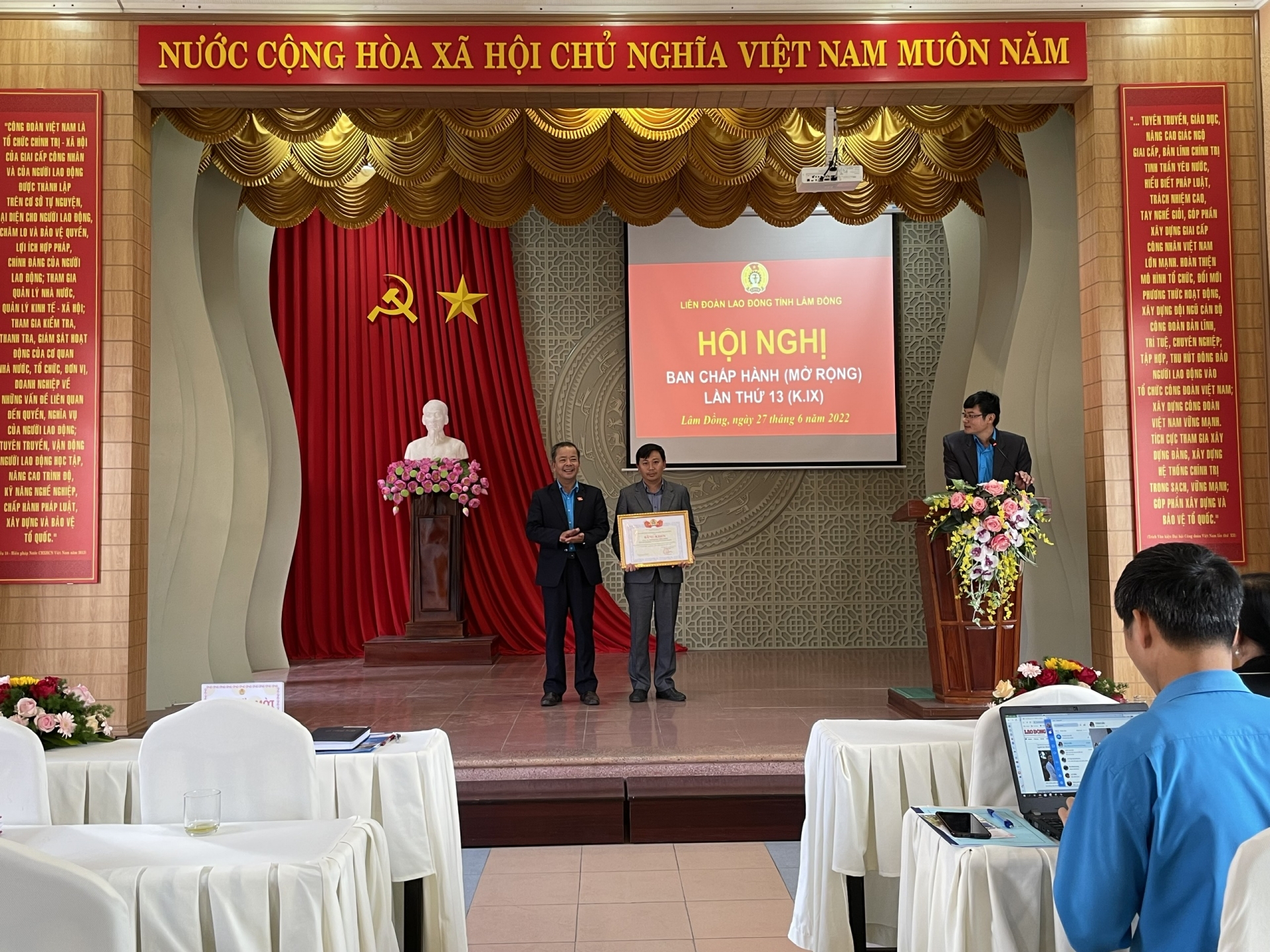 Kết quả và kinh nghiệm từ giai đoạn 1 Chương trình “1 triệu sáng kiến” ở Lâm Đồng Kết quả và kinh nghiệm từ giai đoạn 1 Chương trình “1 triệu sáng kiến” ở Lâm Đồng