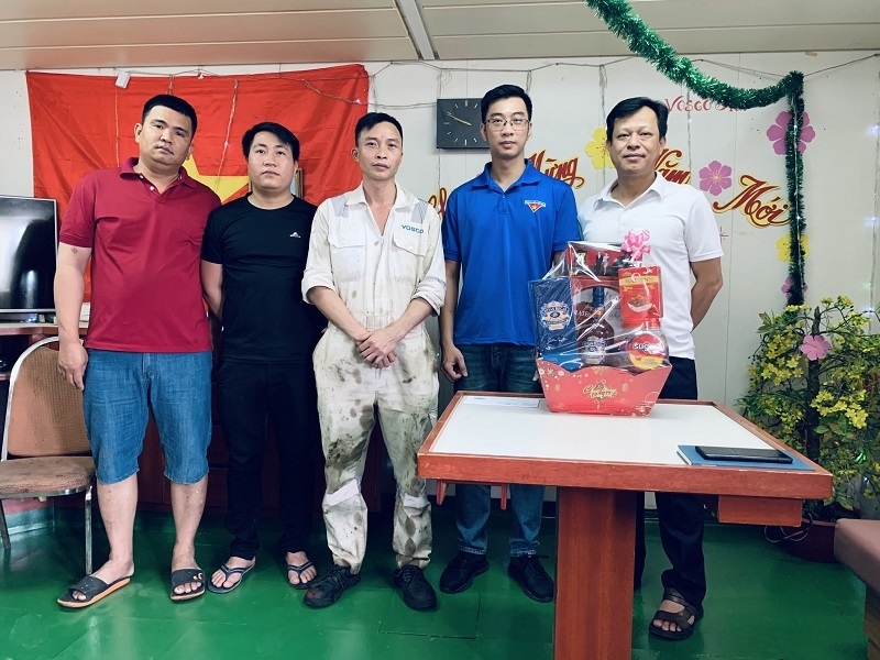 Công đoàn đồng hành doanh nghiệp thực hiện mục tiêu tổng doanh thu 1.570 tỉ đồng