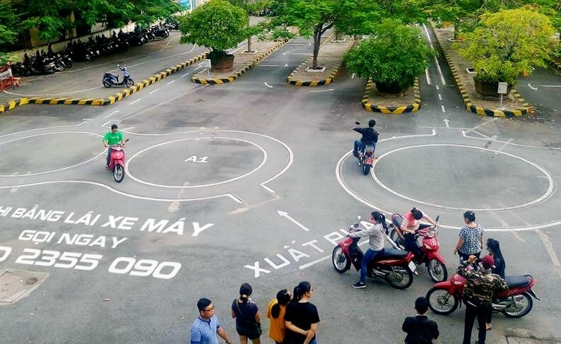 Vì sao phải bác bỏ thông tin hơn 4.000 người tâm thần có bằng lái xe? Vì sao phải bác bỏ thông tin hơn 4.000 người tâm thần có bằng lái xe?