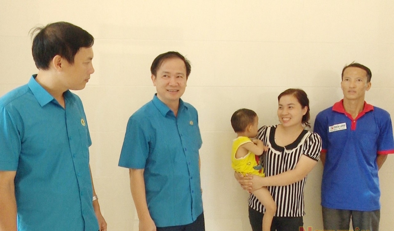 LĐLĐ huyện Nghi Xuân: Những câu chuyện xúc động, nhân văn qua ngôi nhà Mái ấm Công đoàn LĐLĐ huyện Nghi Xuân: Những câu chuyện xúc động, nhân văn qua ngôi nhà Mái ấm Công đoàn