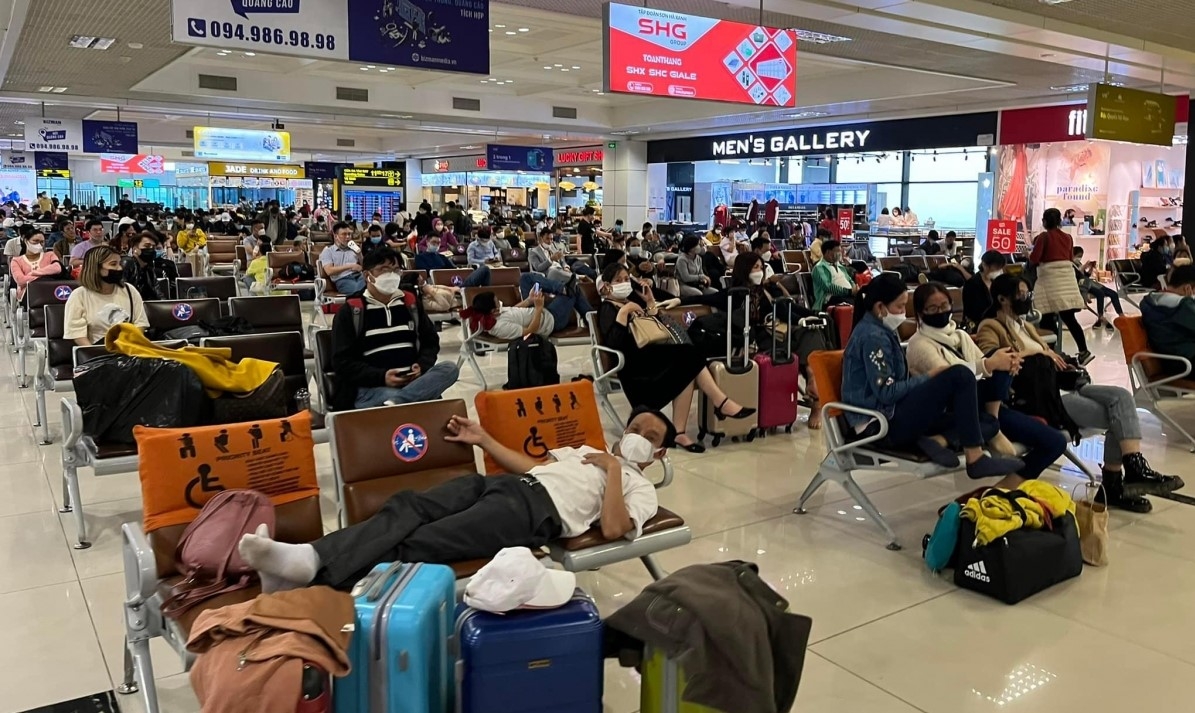 Hàng không nên sòng phẳng với hành khách Hàng không nên sòng phẳng với hành khách