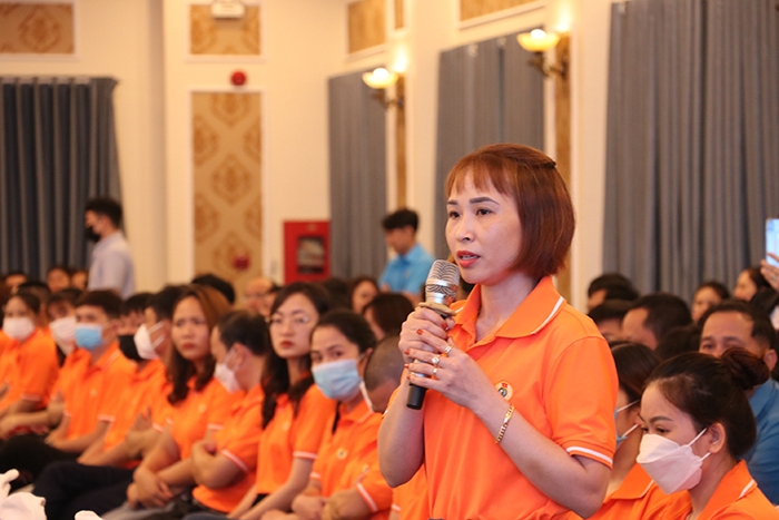 Công nhân Việt Nam khẳng định “Tiên phong, sáng tạo, trách nhiệm, an toàn, thích ứng”