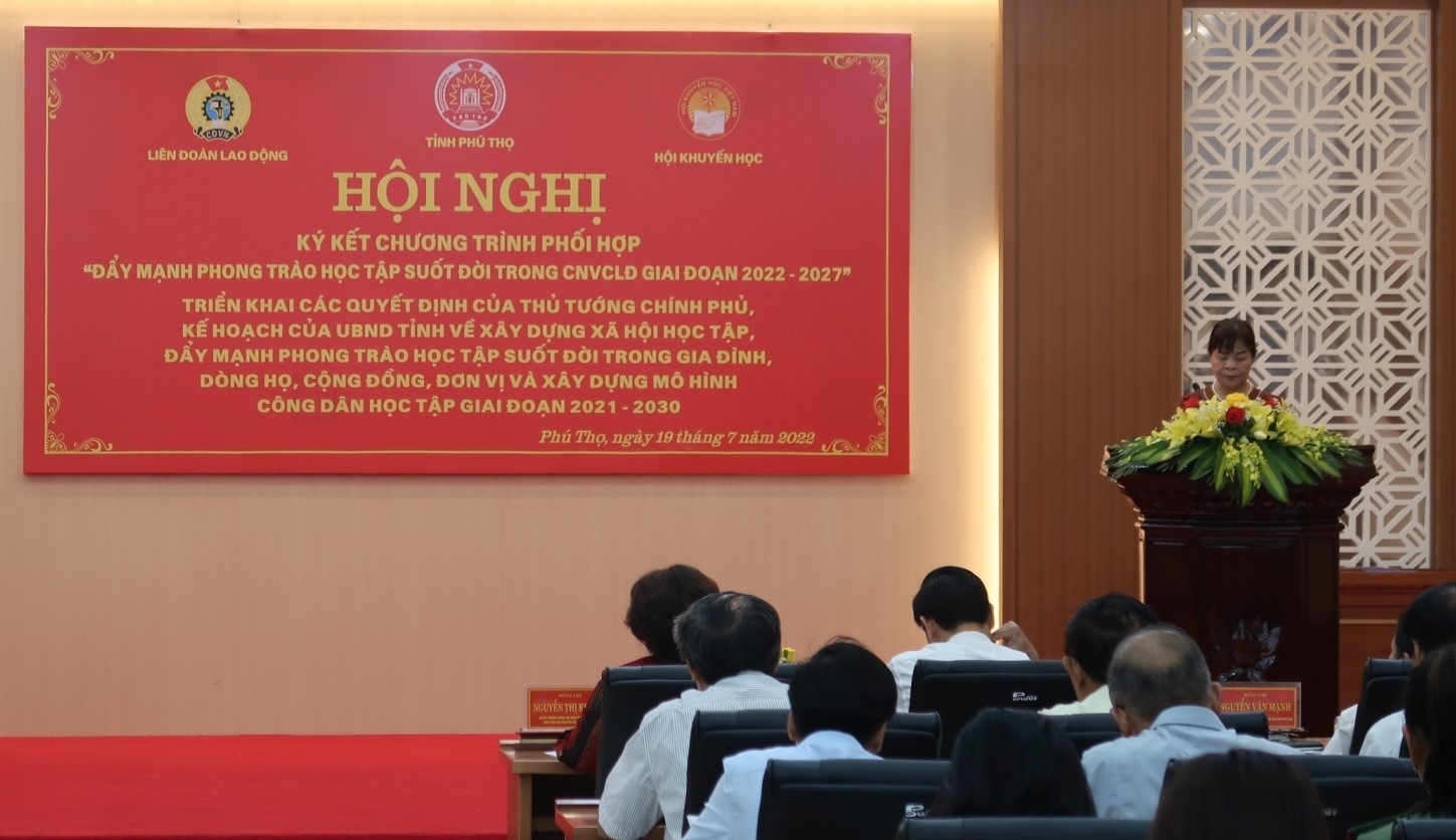 LĐLĐ Phú Thọ: Mỗi đơn vị là một đơn vị học tập